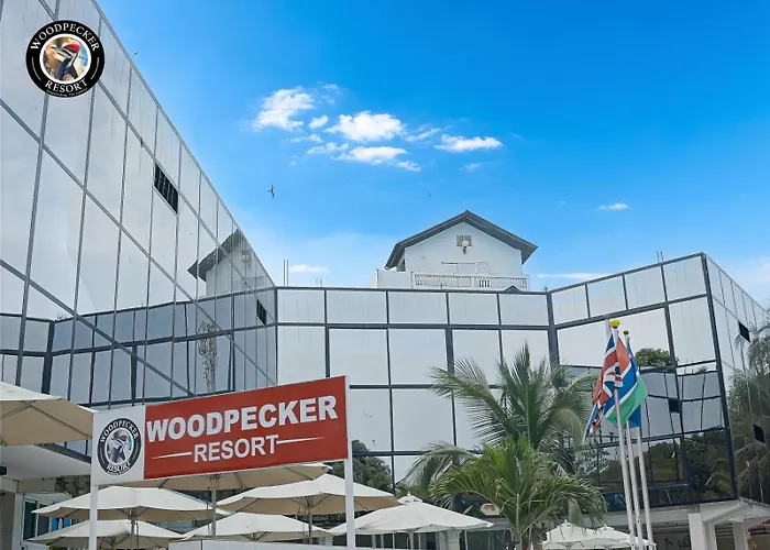 Woodpecker Resort Hotel