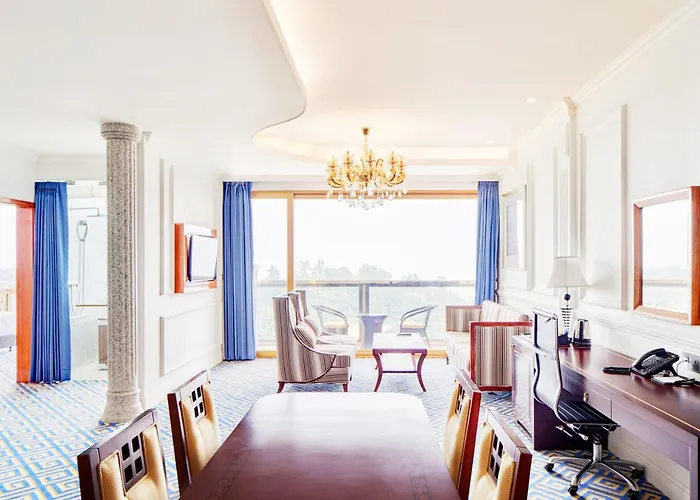 Goldone & Suites