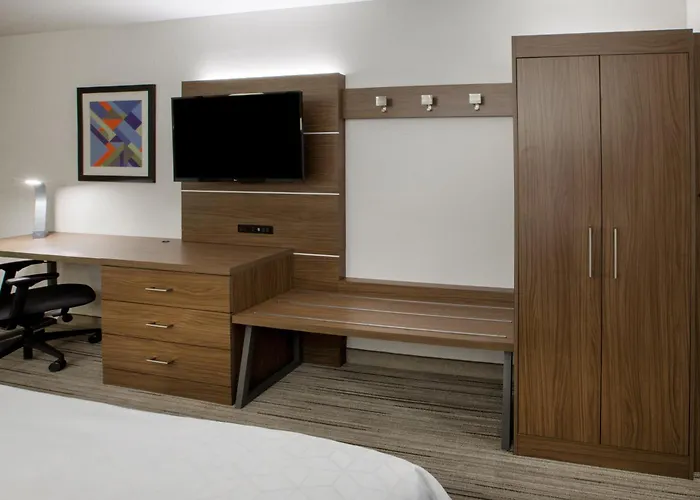 Holiday Inn Express & Suites - Miramar By Ihg