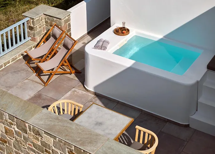 Manesis Suites