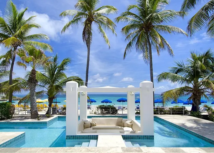 Coral Beach Club Villas & Marina