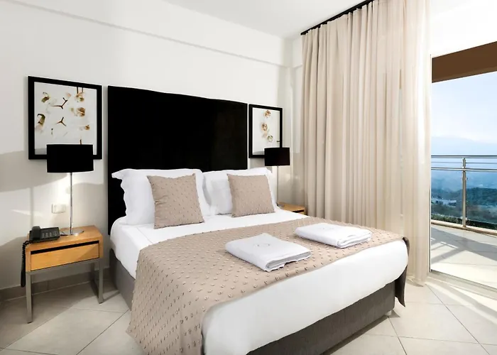 Unique Residence Hotel Golf And Spa Soke