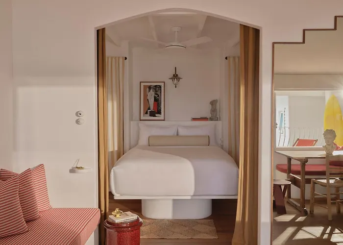 Il Delfino Seaside Inn