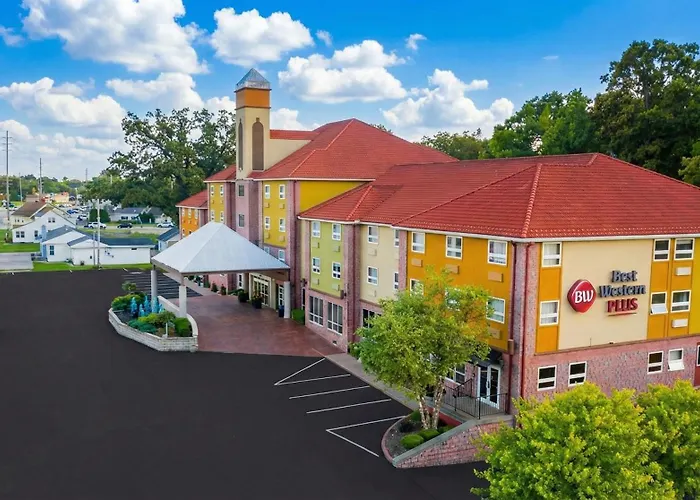 Best Western Plus Sandusky Hotel & Suites