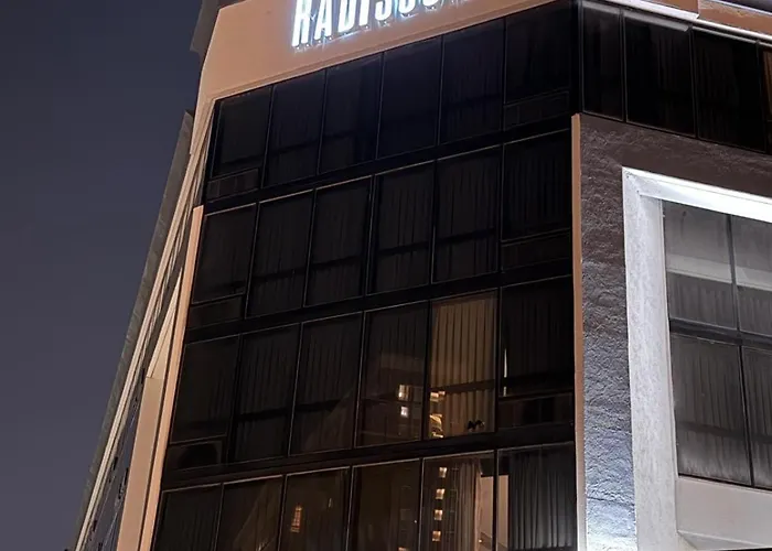Radisson St Louis Downtown Convention Center