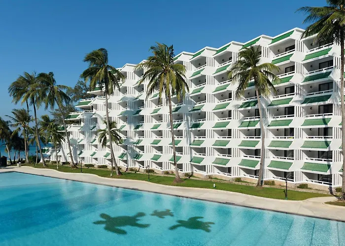 Le Meridien Phuket Beach Resort Karon