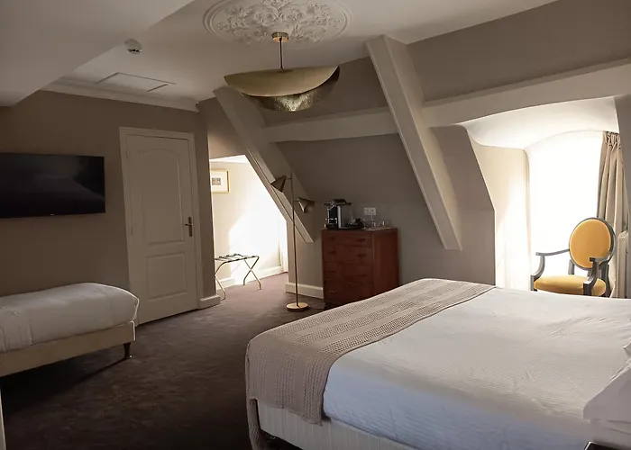 Grand Hotel "Chateau De Sully" - Piscine & Spa -Teritoria