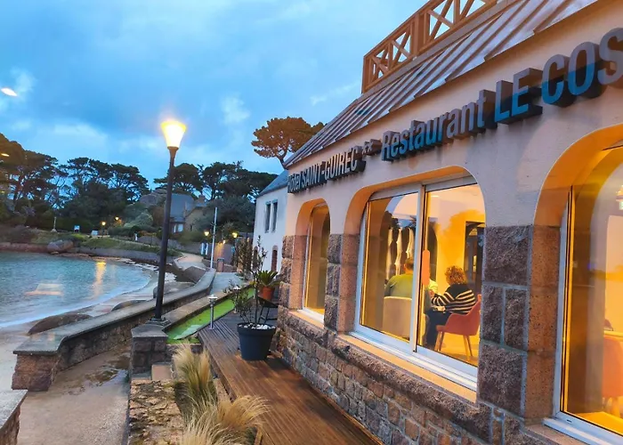 Logis Saint Guirec Et De La