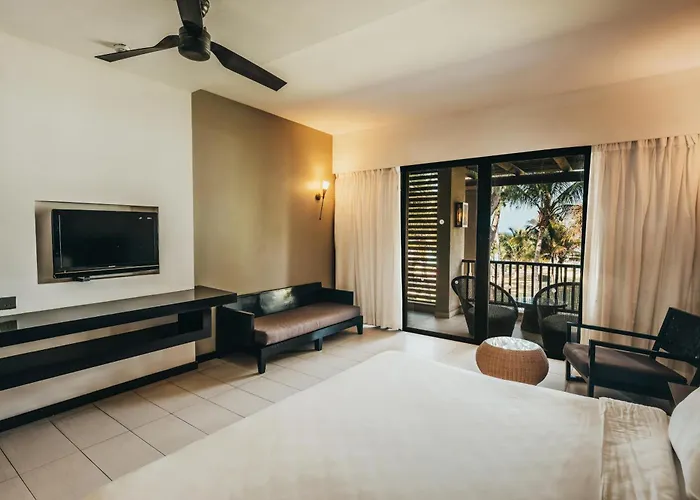 Crystals Beach Resort Belle Mare, A Member Of Radisson Individuals Palmar