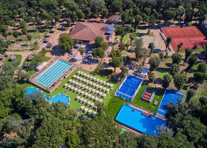 Paradu Ecovillage & Resort
