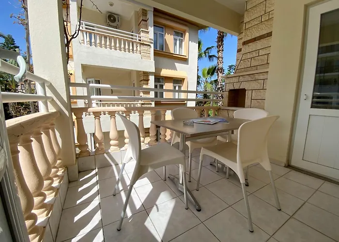 Side Village Family Suite