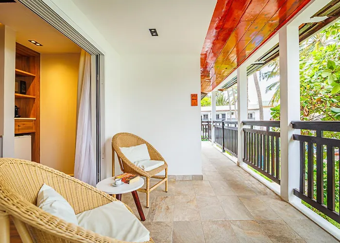 Sunset Beach Hotel Kotu