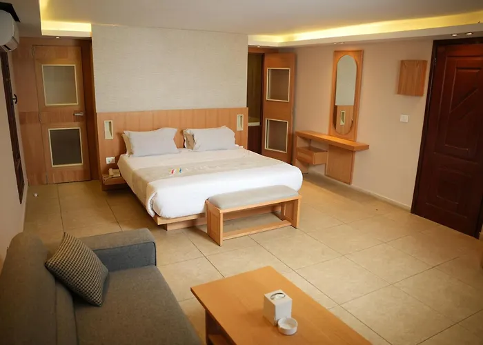 Laguava Resort