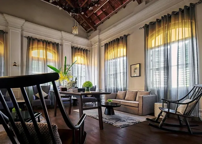 The Edison George Town