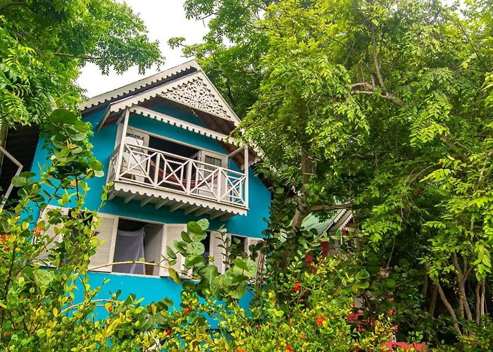Hotel Isla Azul Rosario Islands Beach & Nature