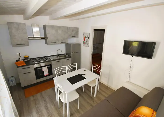 VILLAGGIO TURISTICO LA FOCE SpA Toscolano-Maderno