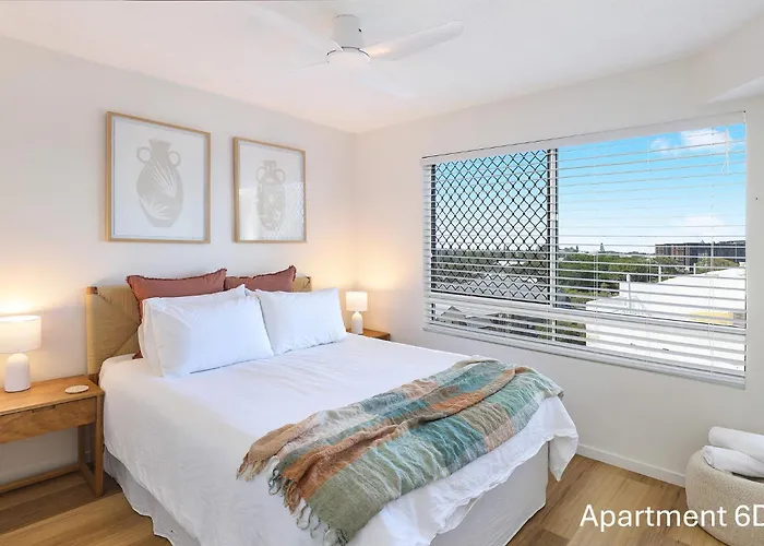 Beachside Resort Kawana Waters