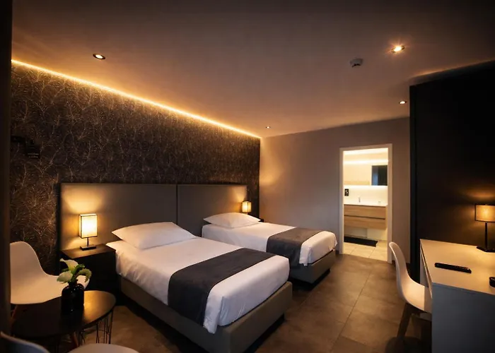 La Reine Hôtel, City Centre Spa