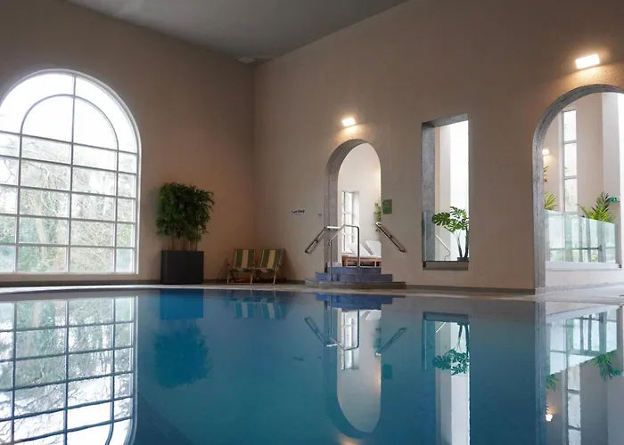 Twin Trees Hotel