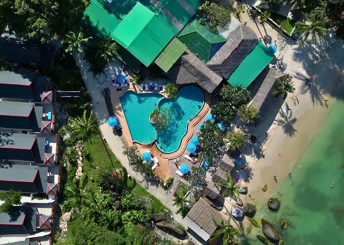 Crystal Bay Yacht Club Beach Resort Lamai Beach 
