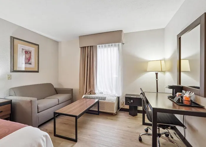Quality Inn & Suites Dawsonville