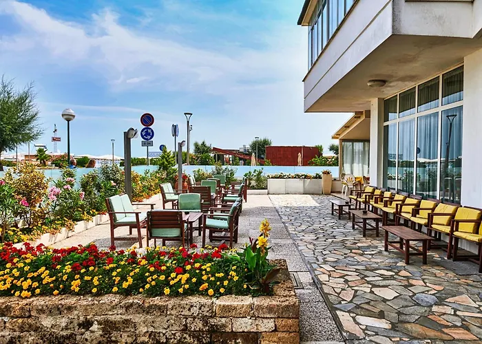Hotel Caesar Bed And Breakfast