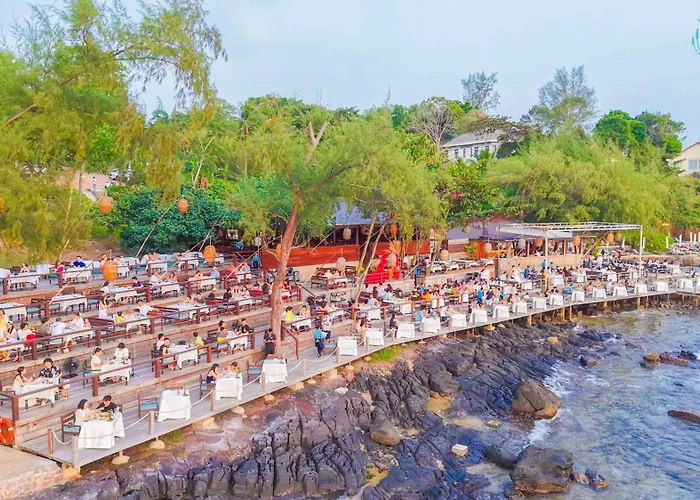 Camia Resort & Spa