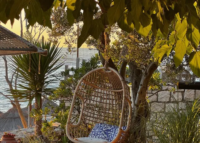 Kallmi View Eco Rooms