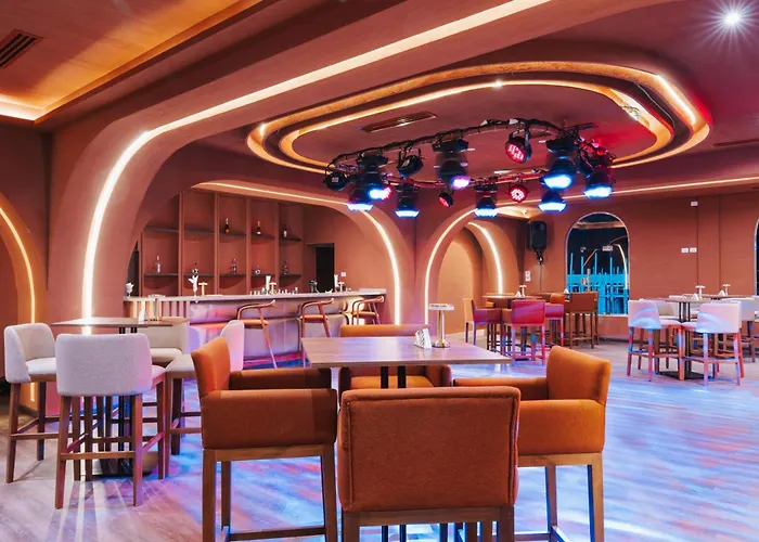 Diamond Beach By Pearl Resorts El Qoseir