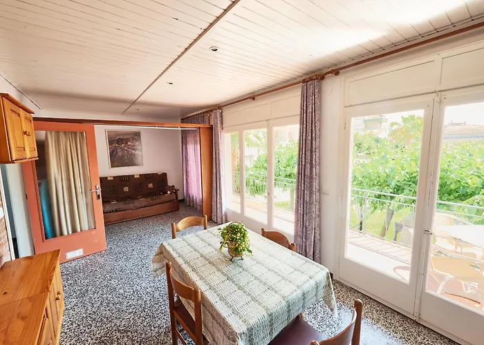 Hotel Checkin Flamingo L'Estartit