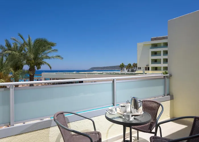 Avra Beach Resort Ixia 