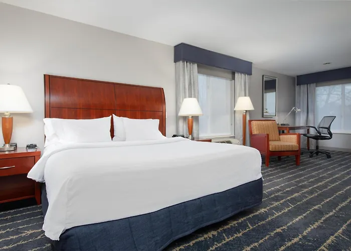 Hilton Garden Inn Milwaukee Northwest Conference Center
