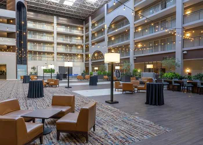 Embassy Suites By Hilton Seattle Bellevue
