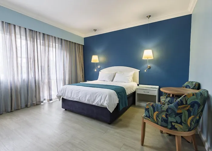 Saldanha Bay Hotel