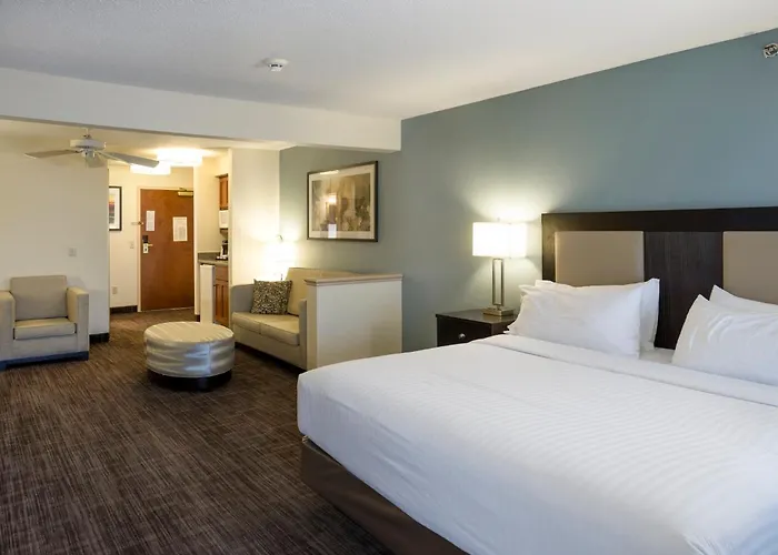 Holiday Inn Express Hotel & Suites-Saint Joseph By Ihg