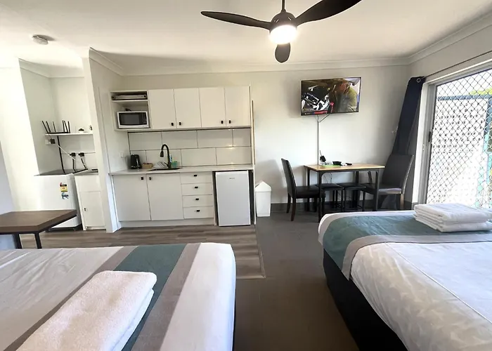 Broadwater Keys Holiday Apartments