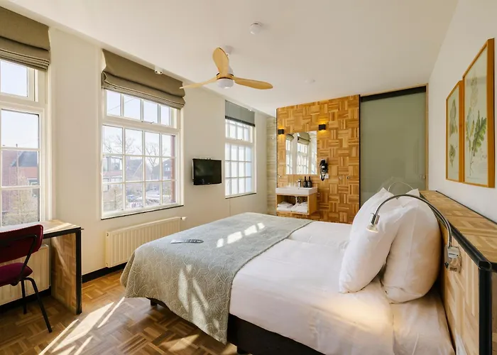 Hotel Bleecker By Bhc Bloemendaal