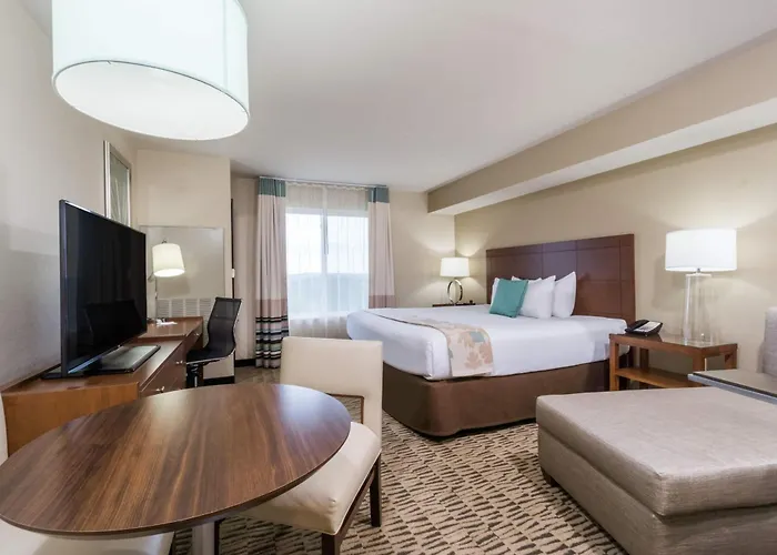 Hawthorn Suites By Wyndham Wheeling At The Highlands