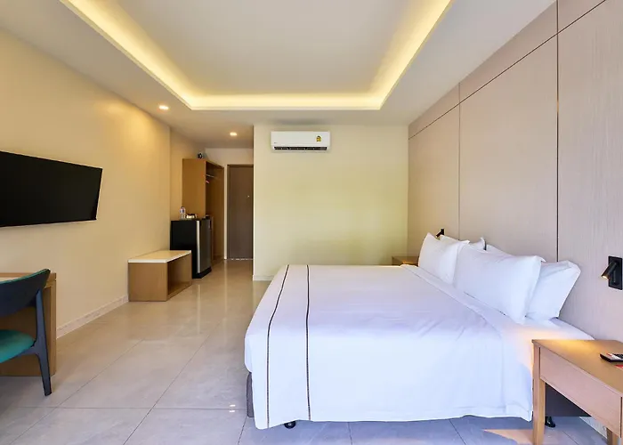 Nai Yang Beach Resort And Spa