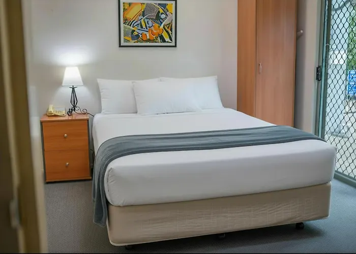 Heritage Cairns Hotel