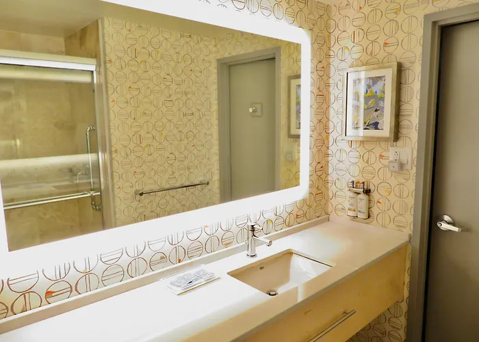 Holiday Inn Montreal Longueuil By Ihg