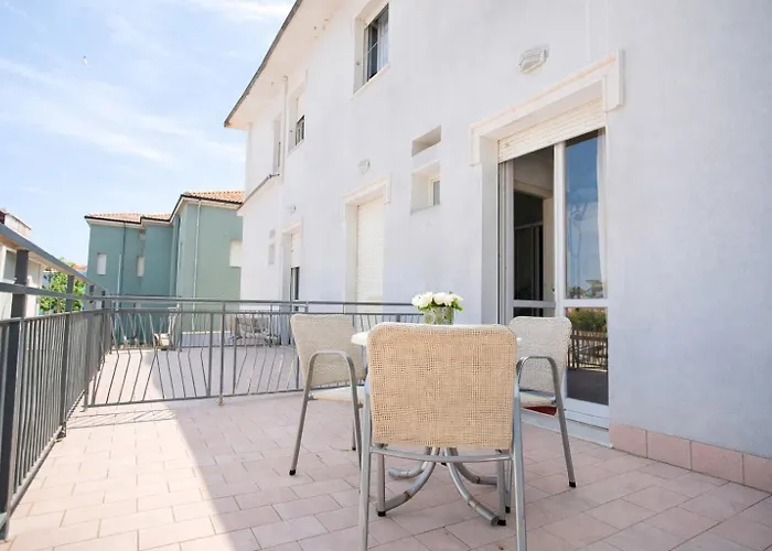 Villa Silvie Rose Cesenatico