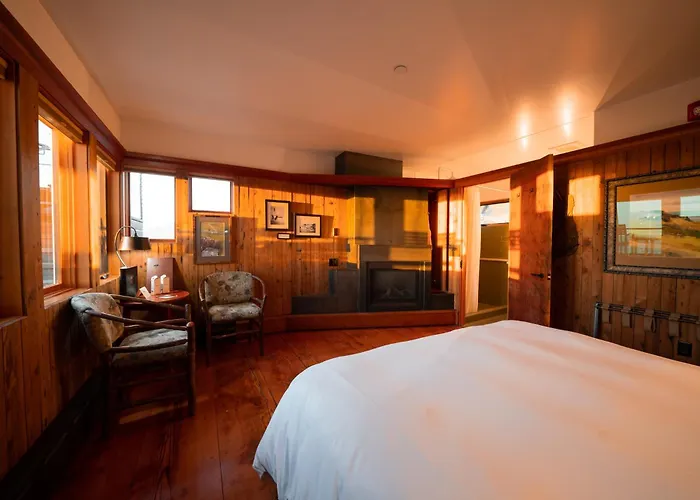 The Inn At Newport Ranch