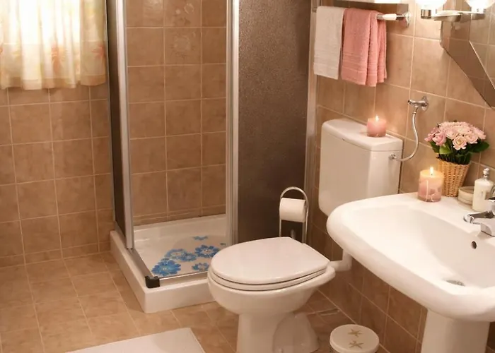 Apartmani Ribarica**** Karlobag