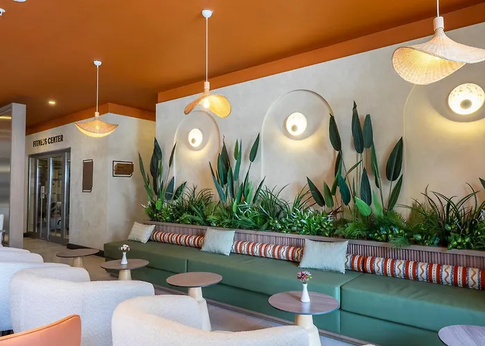 Side Breeze Hotel