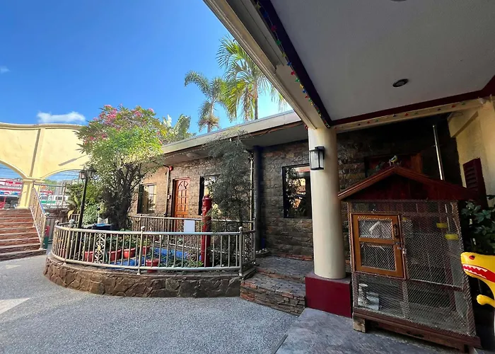 Palm Tree Resort And Restaurant