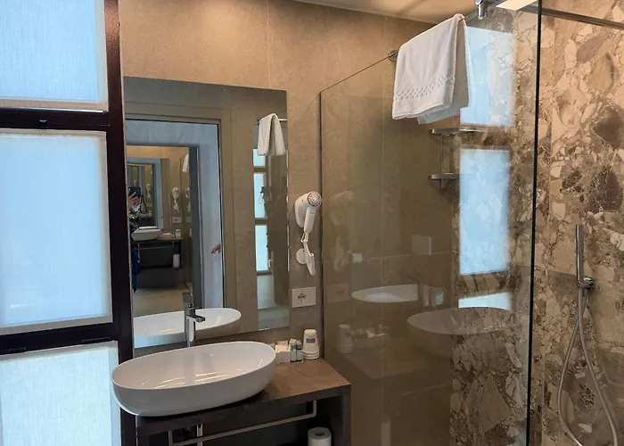 Hotel Porto Azzurro Sirmione