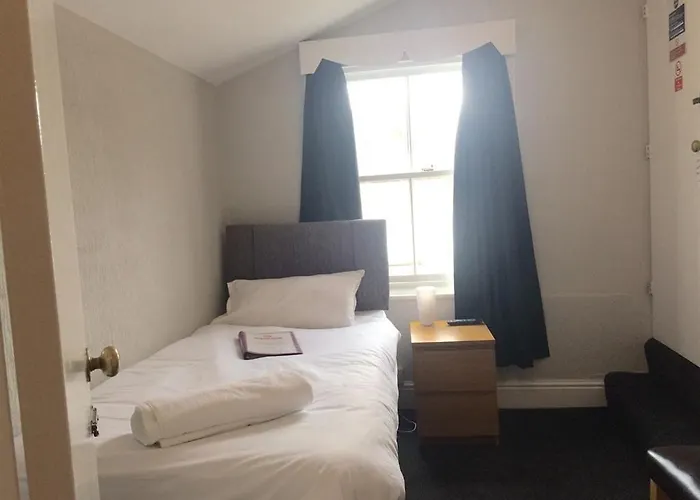 Bed and Breakfast Richmond House Southport