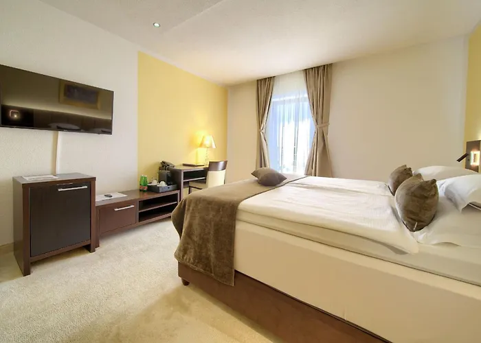 Hotel Marina Krk Town