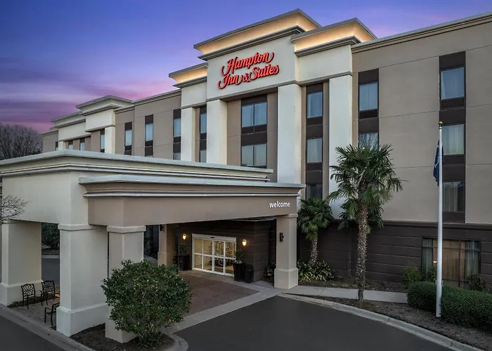 Hampton Inn & Suites Clinton